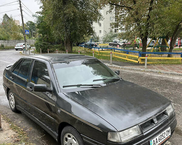 Чорний Сеат Toledo, об'ємом двигуна 2 л та пробігом 333 тис. км за 1500 $, фото 1 на Automoto.ua