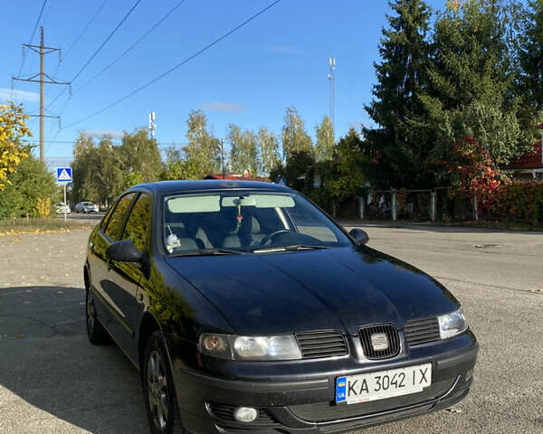 Чорний Сеат Toledo, об'ємом двигуна 1.6 л та пробігом 305 тис. км за 5600 $, фото 1 на Automoto.ua
