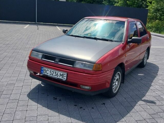 Червоний Сеат Toledo, об'ємом двигуна 0 л та пробігом 201 тис. км за 1100 $, фото 1 на Automoto.ua
