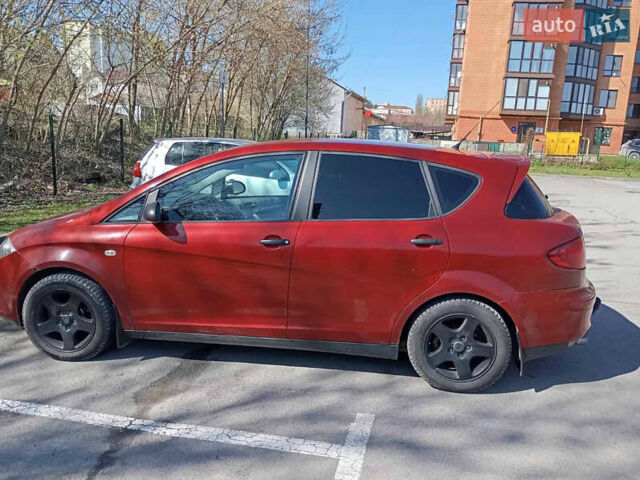 Красный Сеат Толедо, объемом двигателя 1.6 л и пробегом 277 тыс. км за 5600 $, фото 1 на Automoto.ua