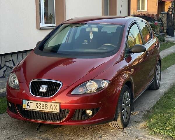 Красный Сеат Толедо, объемом двигателя 1.6 л и пробегом 195 тыс. км за 5200 $, фото 1 на Automoto.ua