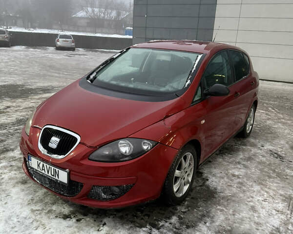Червоний Сеат Toledo, об'ємом двигуна 1.6 л та пробігом 334 тис. км за 3900 $, фото 1 на Automoto.ua