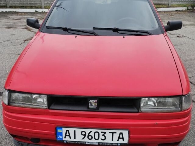 Сеат Толедо 1992 в Киеве на Automoto.ua Красный Сеат Толедо, объемом двигателя 1.8 л и пробегом 400 тыс. км за 1550 $, фото 1 на Automoto.ua