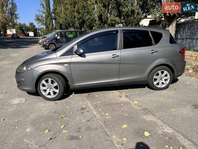 Сірий Сеат Toledo, об'ємом двигуна 2 л та пробігом 220 тис. км за 4400 $, фото 1 на Automoto.ua