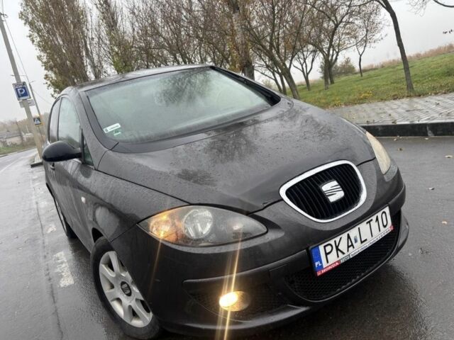 Серый Сеат Толедо, объемом двигателя 1.9 л и пробегом 300 тыс. км за 2200 $, фото 1 на Automoto.ua