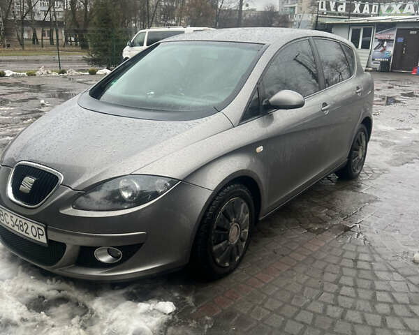 Сірий Сеат Toledo, об'ємом двигуна 1.9 л та пробігом 275 тис. км за 5500 $, фото 1 на Automoto.ua