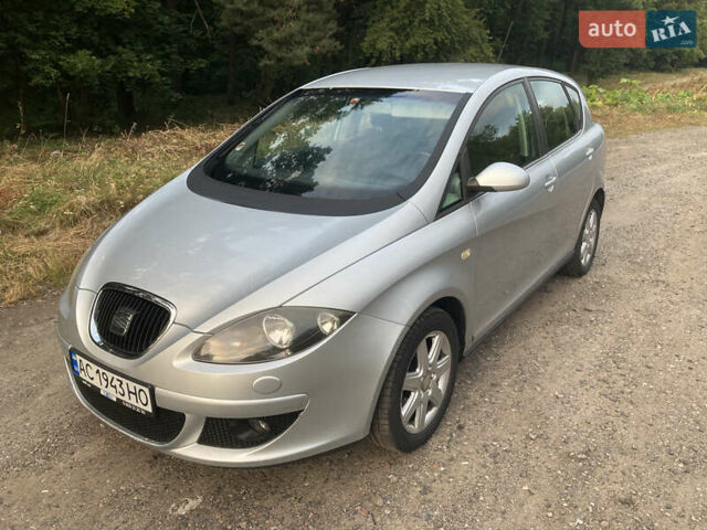 Сірий Сеат Toledo, об'ємом двигуна 1.6 л та пробігом 196 тис. км за 4100 $, фото 1 на Automoto.ua