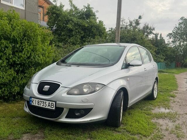 Сірий Сеат Toledo, об'ємом двигуна 1.98 л та пробігом 300 тис. км за 5000 $, фото 1 на Automoto.ua