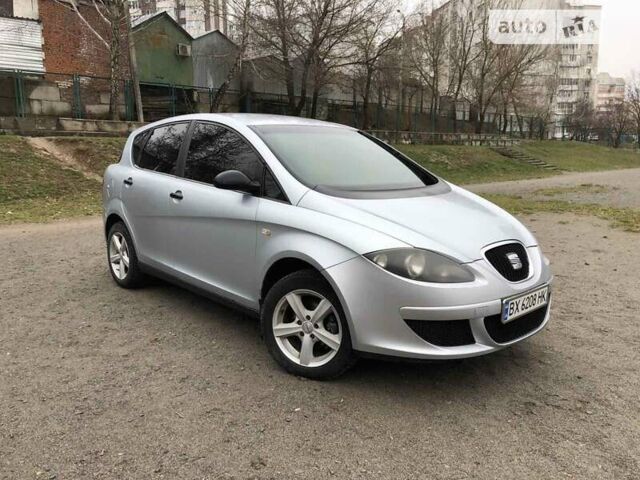 Сірий Сеат Toledo, об'ємом двигуна 1.6 л та пробігом 180 тис. км за 4750 $, фото 1 на Automoto.ua