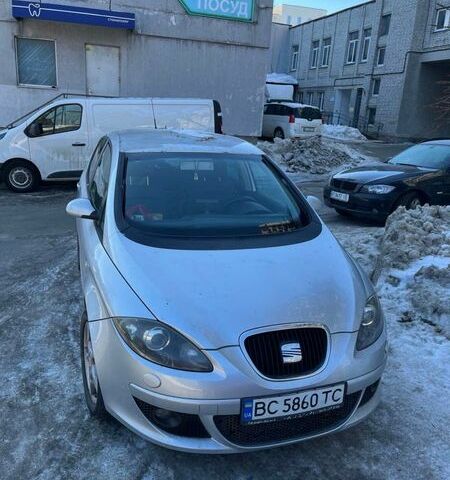 Сірий Сеат Toledo, об'ємом двигуна 2 л та пробігом 268 тис. км за 4600 $, фото 1 на Automoto.ua