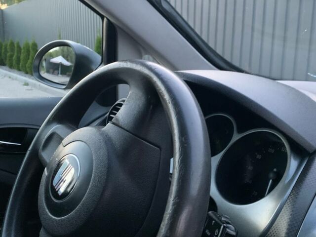 Сірий Сеат Toledo, об'ємом двигуна 1.9 л та пробігом 400 тис. км за 5100 $, фото 1 на Automoto.ua