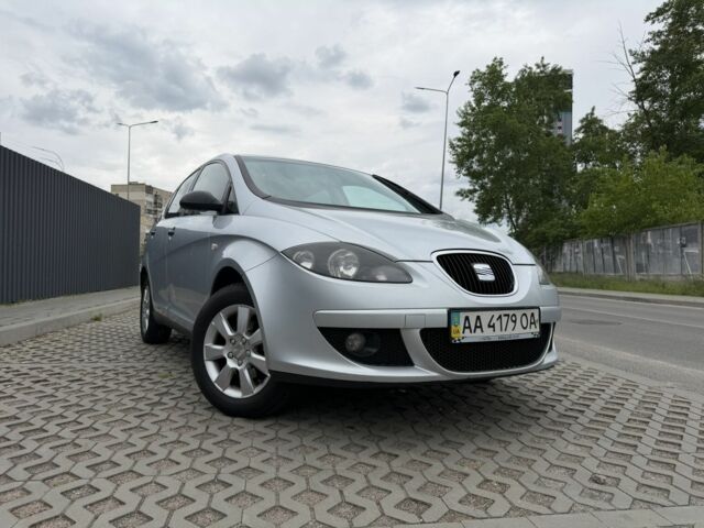 Сірий Сеат Toledo, об'ємом двигуна 1.6 л та пробігом 258 тис. км за 4900 $, фото 1 на Automoto.ua