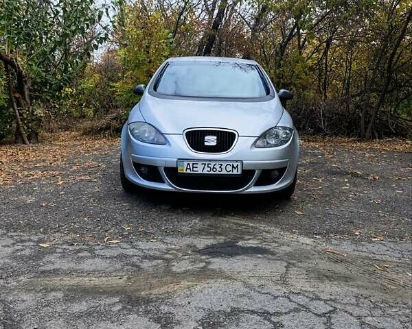Сірий Сеат Toledo, об'ємом двигуна 1.6 л та пробігом 345 тис. км за 5200 $, фото 1 на Automoto.ua