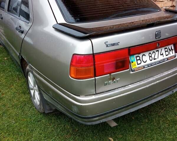 Серый Сеат Толедо, объемом двигателя 1.6 л и пробегом 303 тыс. км за 700 $, фото 1 на Automoto.ua