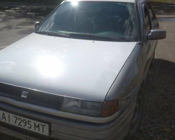 Сірий Сеат Toledo, об'ємом двигуна 1.78 л та пробігом 250 тис. км за 700 $, фото 1 на Automoto.ua
