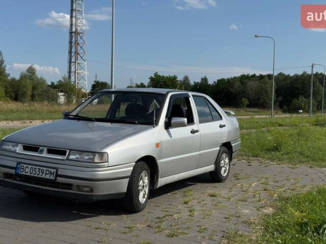 Сірий Сеат Toledo, об'ємом двигуна 1.6 л та пробігом 419 тис. км за 1750 $, фото 1 на Automoto.ua