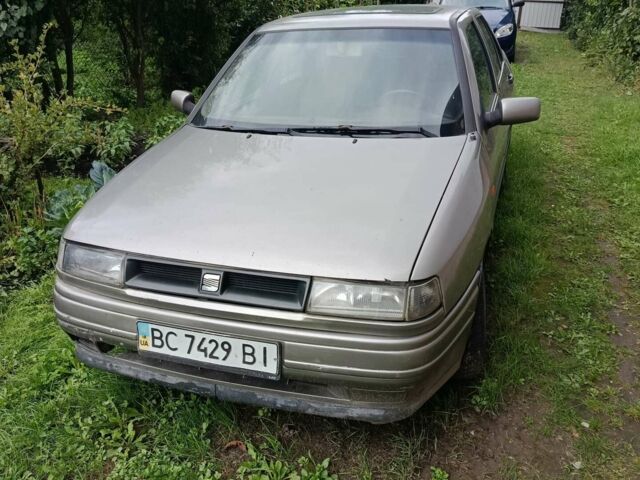 Сірий Сеат Toledo, об'ємом двигуна 1.8 л та пробігом 425 тис. км за 1000 $, фото 1 на Automoto.ua