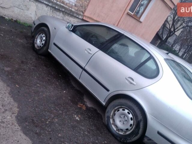 Сірий Сеат Toledo, об'ємом двигуна 1.6 л та пробігом 260 тис. км за 1899 $, фото 1 на Automoto.ua