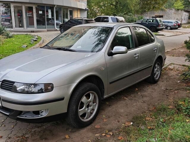 Сірий Сеат Toledo, об'ємом двигуна 1.6 л та пробігом 360 тис. км за 4100 $, фото 1 на Automoto.ua