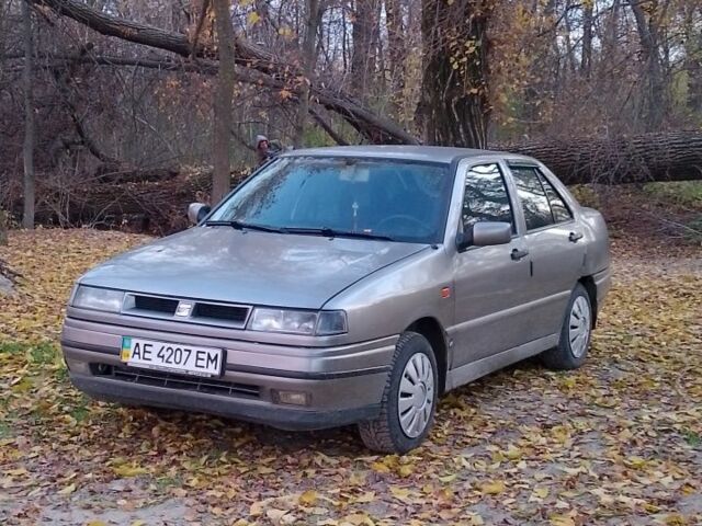 Серый Сеат Толедо, объемом двигателя 0 л и пробегом 270 тыс. км за 1600 $, фото 1 на Automoto.ua