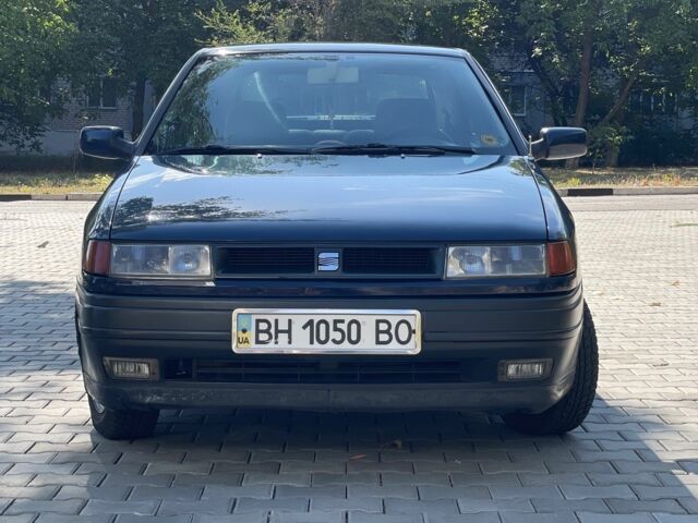 Синий Сеат Толедо, объемом двигателя 1.8 л и пробегом 245 тыс. км за 1750 $, фото 1 на Automoto.ua