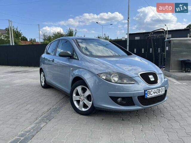 Синій Сеат Toledo, об'ємом двигуна 1.6 л та пробігом 353 тис. км за 4500 $, фото 1 на Automoto.ua