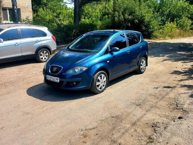 Синій Сеат Toledo, об'ємом двигуна 1.9 л та пробігом 300 тис. км за 3000 $, фото 1 на Automoto.ua