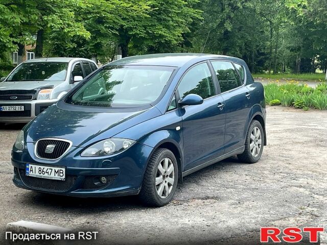 Синий Сеат Толедо, объемом двигателя 1.6 л и пробегом 250 тыс. км за 4600 $, фото 1 на Automoto.ua