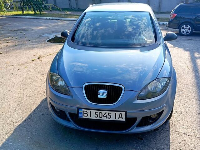 Синій Сеат Toledo, об'ємом двигуна 1.6 л та пробігом 209 тис. км за 5600 $, фото 1 на Automoto.ua