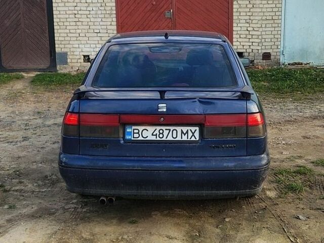 Синій Сеат Toledo, об'ємом двигуна 1.6 л та пробігом 690 тис. км за 1300 $, фото 1 на Automoto.ua