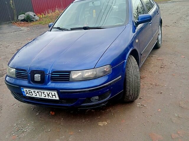 Синій Сеат Toledo, об'ємом двигуна 1.6 л та пробігом 300 тис. км за 2700 $, фото 1 на Automoto.ua