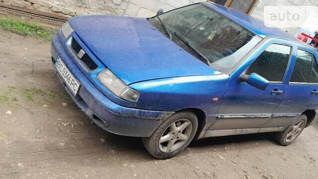 Синій Сеат Toledo, об'ємом двигуна 1.6 л та пробігом 270 тис. км за 1500 $, фото 1 на Automoto.ua