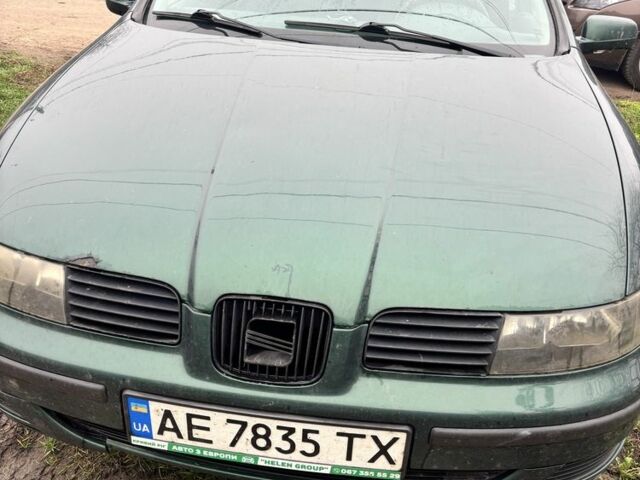 Зеленый Сеат Толедо, объемом двигателя 1.6 л и пробегом 521 тыс. км за 1950 $, фото 1 на Automoto.ua