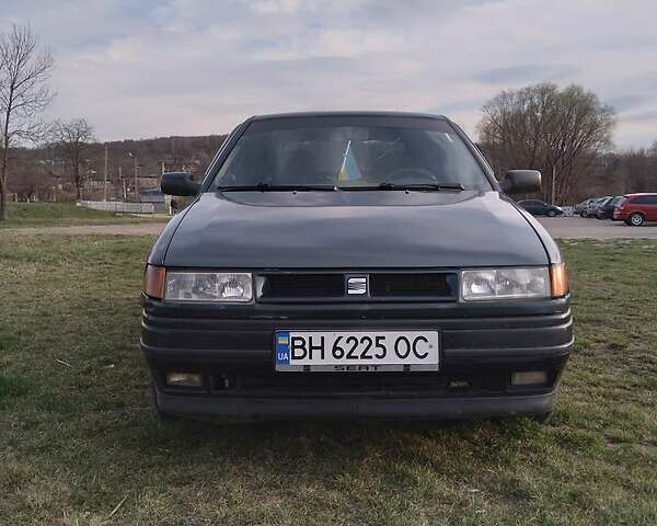 Зелений Сеат Toledo, об'ємом двигуна 1.8 л та пробігом 300 тис. км за 2000 $, фото 1 на Automoto.ua