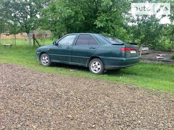 Зелений Сеат Toledo, об'ємом двигуна 1.6 л та пробігом 231 тис. км за 2600 $, фото 1 на Automoto.ua