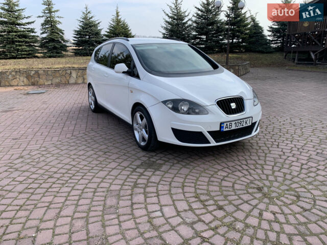 Білий Сеат Altea XL, об'ємом двигуна 1.6 л та пробігом 255 тис. км за 7800 $, фото 1 на Automoto.ua