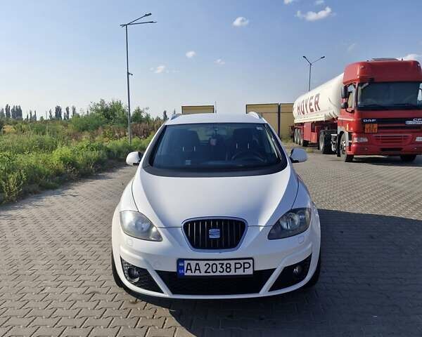 Белый Сеат Altea XL, объемом двигателя 1.8 л и пробегом 175 тыс. км за 7700 $, фото 1 на Automoto.ua