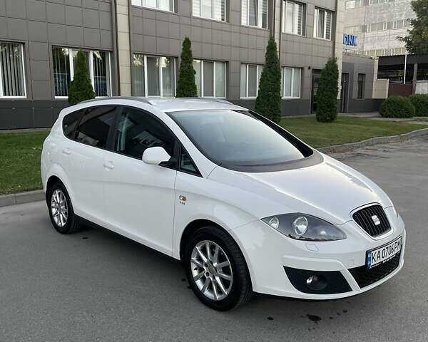 Белый Сеат Altea XL, объемом двигателя 1.4 л и пробегом 55 тыс. км за 9400 $, фото 1 на Automoto.ua
