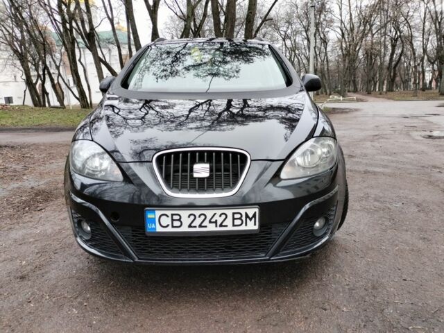 Черный Сеат Altea XL, объемом двигателя 1.6 л и пробегом 300 тыс. км за 9900 $, фото 1 на Automoto.ua