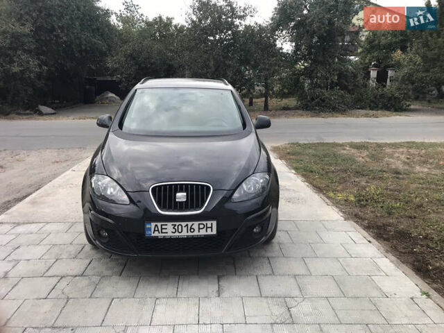 Черный Сеат Altea XL, объемом двигателя 1.6 л и пробегом 88 тыс. км за 11200 $, фото 1 на Automoto.ua
