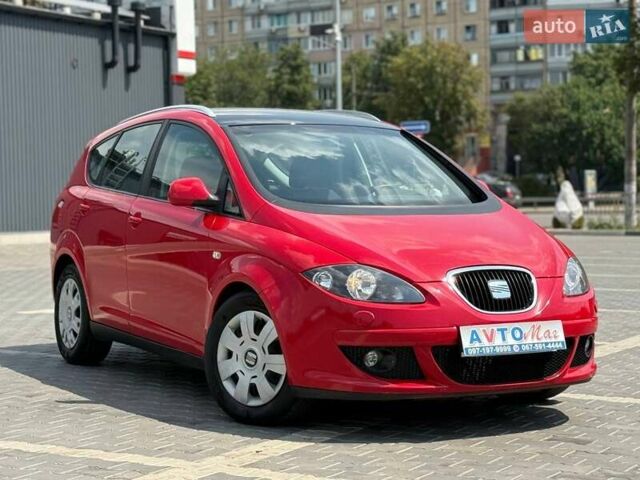 Червоний Сеат Altea XL, об'ємом двигуна 1.8 л та пробігом 195 тис. км за 5900 $, фото 1 на Automoto.ua