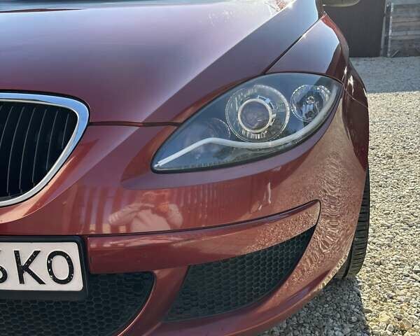 Красный Сеат Altea XL, объемом двигателя 1.6 л и пробегом 245 тыс. км за 5800 $, фото 1 на Automoto.ua