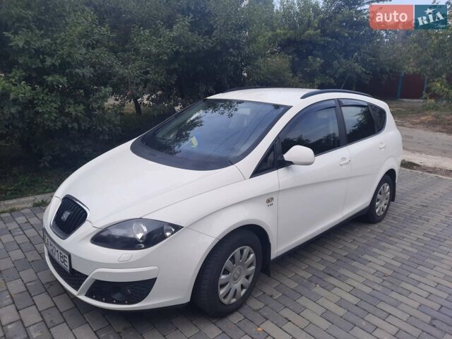 Сеат Altea XL, объемом двигателя 1.2 л и пробегом 145 тыс. км за 8600 $, фото 1 на Automoto.ua