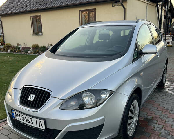 Серый Сеат Altea XL, объемом двигателя 1.6 л и пробегом 188 тыс. км за 7150 $, фото 1 на Automoto.ua