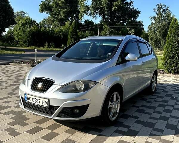 Серый Сеат Altea XL, объемом двигателя 1.6 л и пробегом 360 тыс. км за 6950 $, фото 1 на Automoto.ua