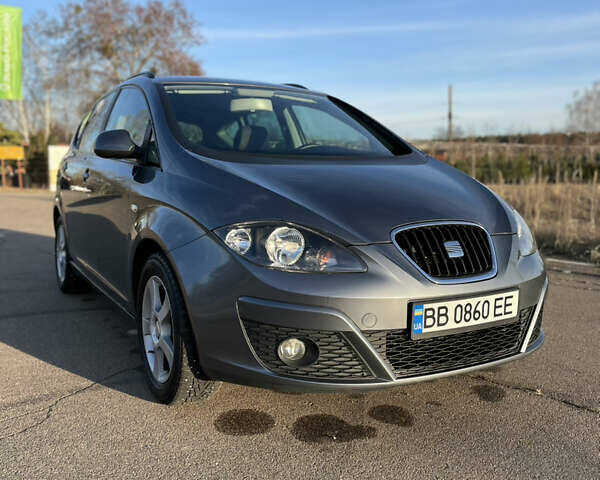 Серый Сеат Altea XL, объемом двигателя 1.6 л и пробегом 236 тыс. км за 8599 $, фото 1 на Automoto.ua