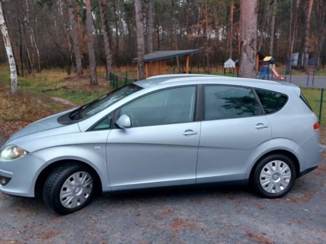 Сірий Сеат Altea XL, об'ємом двигуна 1.9 л та пробігом 267 тис. км за 5800 $, фото 1 на Automoto.ua