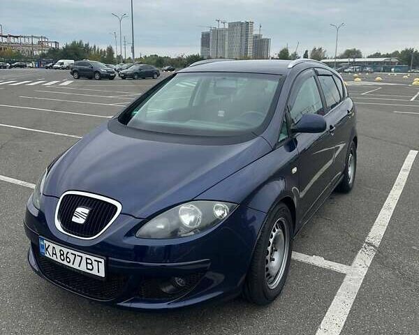 Синій Сеат Altea XL, об'ємом двигуна 1.9 л та пробігом 229 тис. км за 5800 $, фото 1 на Automoto.ua