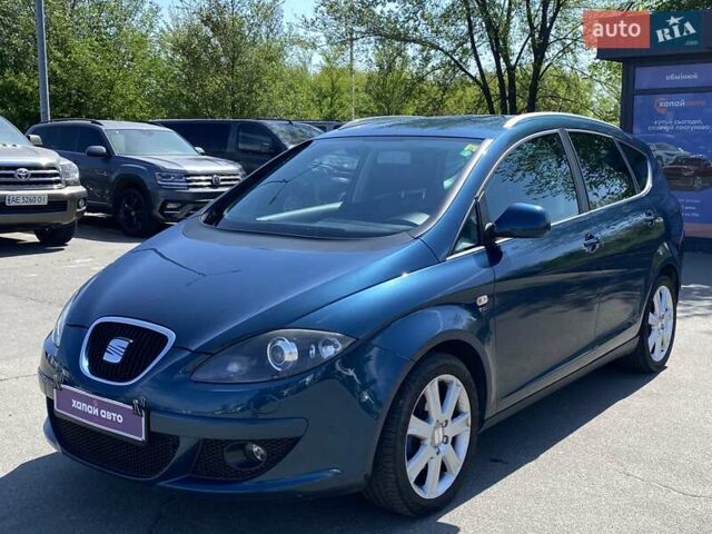 Синий Сеат Altea XL, объемом двигателя 1.8 л и пробегом 169 тыс. км за 7900 $, фото 1 на Automoto.ua