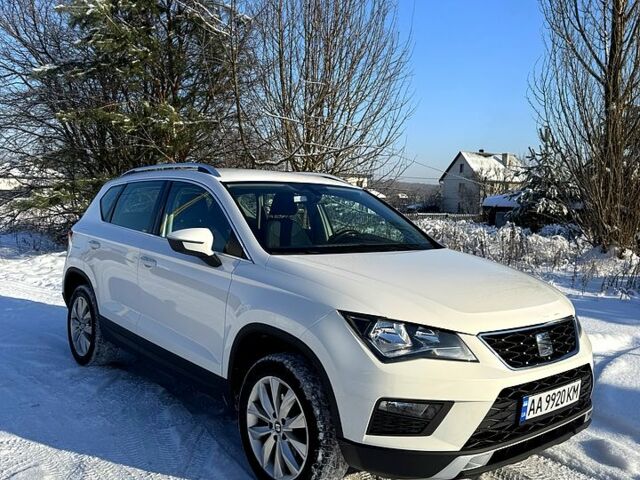 Белый Сеат Ateca, объемом двигателя 1.6 л и пробегом 15700 тыс. км за 17500 $, фото 1 на Automoto.ua